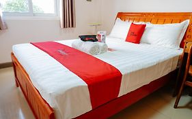 Reddoorz Plus Near Camella La Brisa Lapulapu